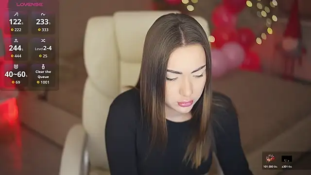 OliviaMoore  online show from 16, 2, 2026