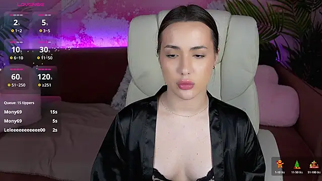 OliviaMoore  online show from 4, 3, 2026