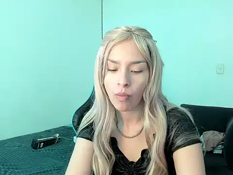 Megan Blue  online show from 17, 2, 2026