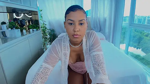 Snapshot of Susan_Backer chatting on 4, 2, 2026 Susan Backer online show from 4, 2, 2026