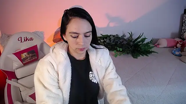 Snapshot of lika_little0 chatting on 24, 2, 2026 lika little0 online show from 24, 2, 2026