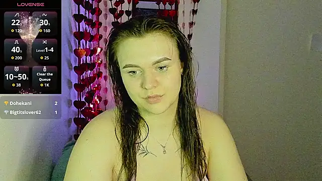 Snapshot of Lika__Sweeet chatting on 1, 3, 2026 Lika Sweeet online show from 1, 3, 2026