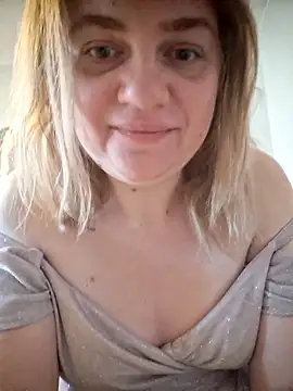 VitniKis online show from 2, 2, 2026