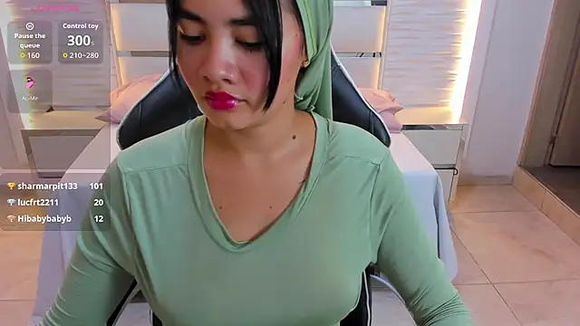 Yaiza farak online show from 15, 2, 2026