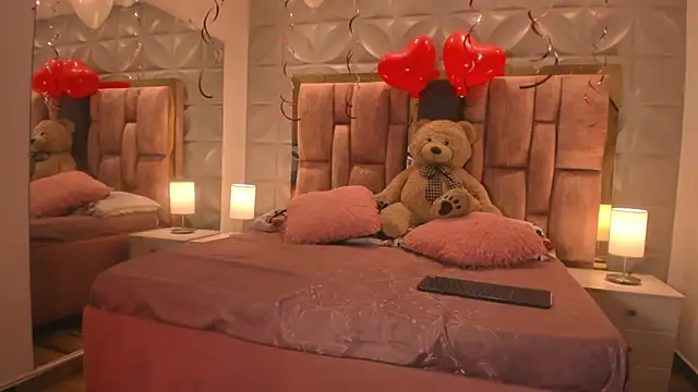 Paris Velvet online show from 14, 2, 2026