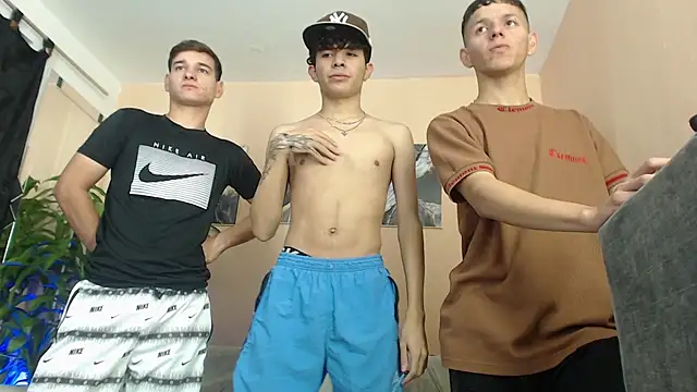 DesiresOfOlympus  online show from 2, 2, 2026