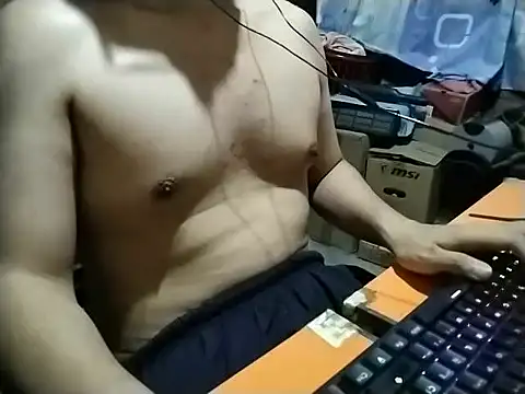 Snapshot of martleandros chatting on 9, 2, 2026 martleandros online show from 9, 2, 2026