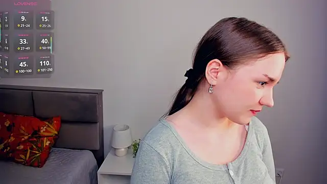 CrissyKales online show from 9, 3, 2026