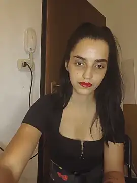 Snapshot of SoniaMoonnnnn chatting on 31, 5, 2026 SoniaMoonnnnn online show from 31, 5, 2026