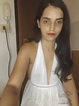 Snapshot of SoniaMoonnnnn chatting on 5, 6, 2026 SoniaMoonnnnn online show from 5, 6, 2026
