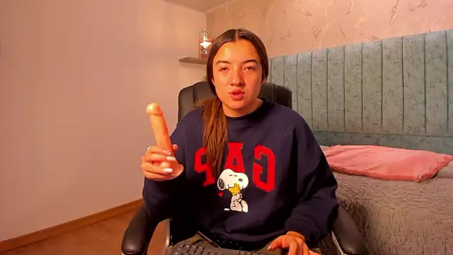 Snapshot of Tara_Parker chatting on 21, 2, 2026 Tara Parker online show from 21, 2, 2026