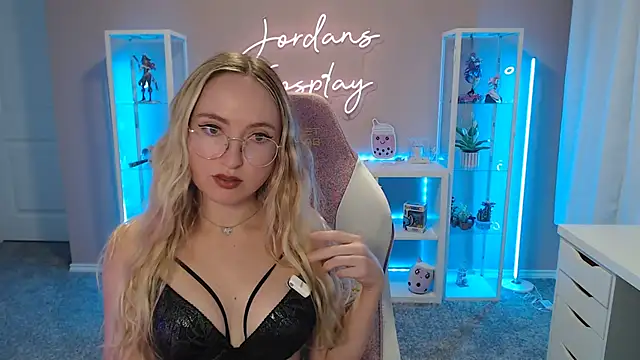 jordanscosplay online show from 26, 3, 2026