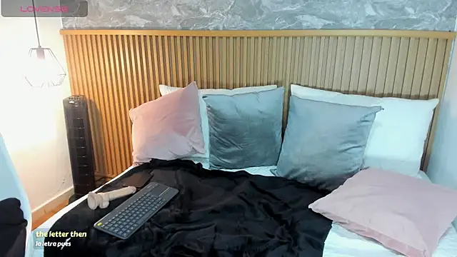 lunalat online show from 5, 2, 2026