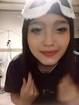 Snapshot of dieciochoyundia chatting on 1, 3, 2026 dieciochoyundia online show from 1, 3, 2026