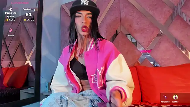 MeghanQueen   online show from 4, 3, 2026