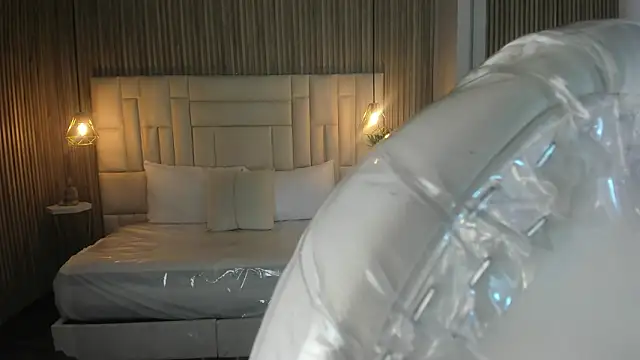 Snapshot of Ravenn21x chatting on 28, 2, 2026 Ravenn21x online show from 28, 2, 2026