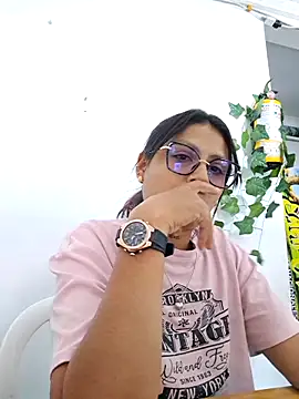 Tatianna Loove  online show from 4, 6, 2026