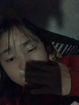 Snapshot of honeyyy110 chatting on 4, 2, 2026 honeyyy110 online show from 4, 2, 2026