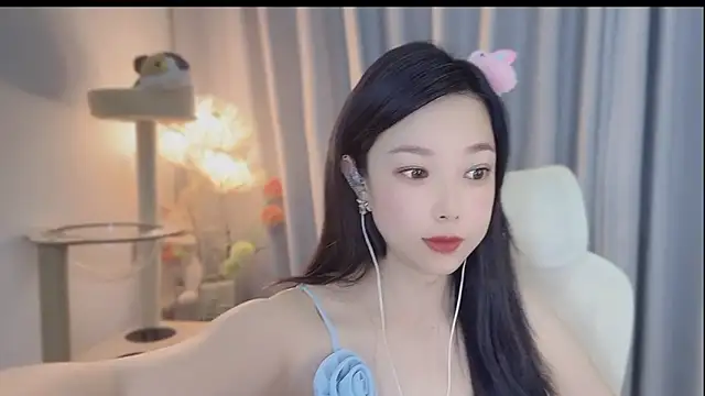 Yumi yuni online show from 8, 5, 2026