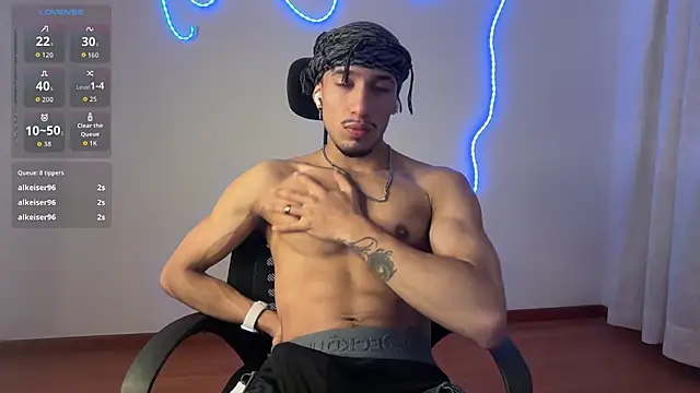 Snapshot of rafael_stone11 chatting on 1, 2, 2026 rafael stone11 online show from 1, 2, 2026