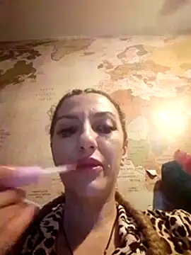 LannaQuinn online show from 1, 2, 2026