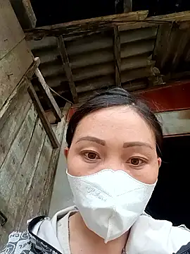 hot-luna- online show from 1, 4, 2026