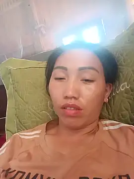 hot-luna- online show from 15, 5, 2026