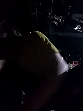 Snapshot of Bella-222 chatting on 4, 3, 2026 Bella-222 online show from 4, 3, 2026