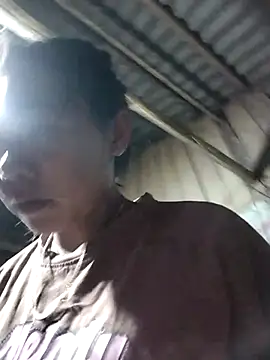 Snapshot of Bella-222 chatting on 4, 4, 2026 Bella-222 online show from 4, 4, 2026