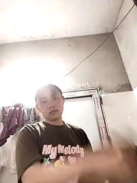 Snapshot of Bella-222 chatting on 7, 4, 2026 Bella-222 online show from 7, 4, 2026