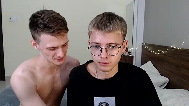 NikiKerryCum online show from 29, 3, 2026