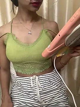 HEENA-STRIP online show from 19, 3, 2026