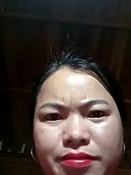 emlylyxinh online show from 18, 2, 2026