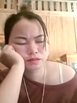 emlylyxinh online show from 26, 2, 2026