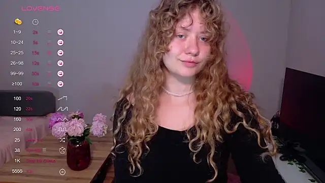 Snapshot of Milounee chatting on 13, 6, 2026 Milounee online show from 13, 6, 2026