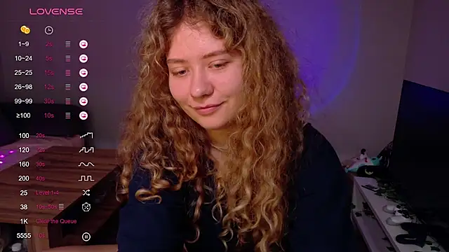 Snapshot of Milounee chatting on 23, 6, 2026 Milounee online show from 23, 6, 2026