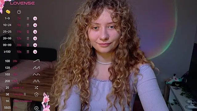 Snapshot of Milounee chatting on 28, 6, 2026 Milounee online show from 28, 6, 2026