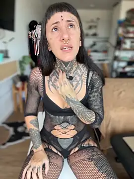 Snapshot of xsadtanas chatting on 27, 2, 2026 xsadtanas online show from 27, 2, 2026