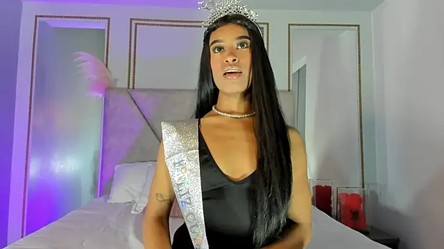 NiicoleLeroy online show from 18, 3, 2026