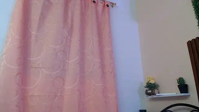 calimasalas2 online show from 14, 2, 2026