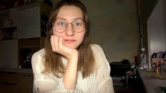 Snapshot of Miaaa_Moon chatting on 19, 2, 2026 Miaaa Moon online show from 19, 2, 2026