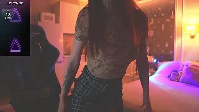 Snapshot of foxy_red_ chatting on 2, 2, 2026 foxy red online show from 2, 2, 2026