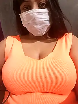 MidnightVibes  online show from 13, 4, 2026