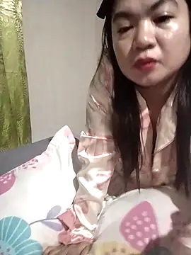 Snapshot of Zyramae_25 chatting on 2, 4, 2026 Zyramae 25 online show from 2, 4, 2026