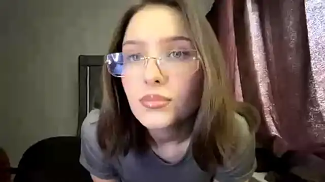 FoxieFlare online show from 26, 3, 2026