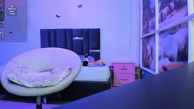 Snapshot of Katee_mos chatting on 5, 3, 2026 Katee mos online show from 5, 3, 2026