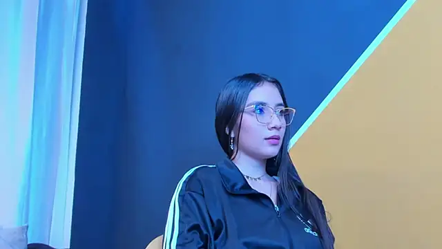 Vaiolletcooper online show from 1, 4, 2026