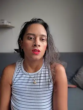 Snapshot of LunaHeat chatting on 7, 2, 2026 LunaHeat online show from 7, 2, 2026