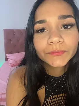 Snapshot of Maria_x_Alejandra chatting on 3, 3, 2026 Maria x Alejandra online show from 3, 3, 2026