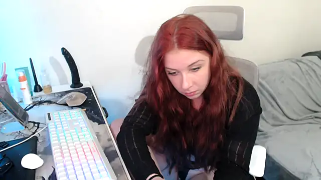 Snapshot of AustrianGirl99AtWork chatting on 20, 2, 2026 AustrianGirl99AtWork online show from 20, 2, 2026